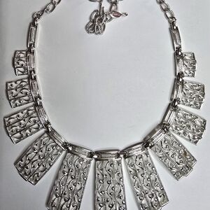 Elegant Sarah Coventry "Lady Of Spain" Silver Necklace